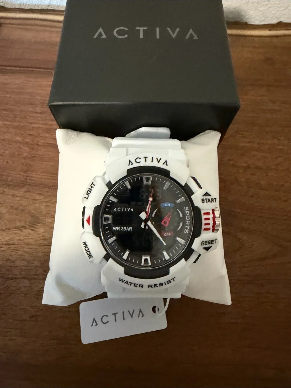 Activa ACW8043 White Black Red Sport Watch Water Resistant 3BAR w/ Box Manual